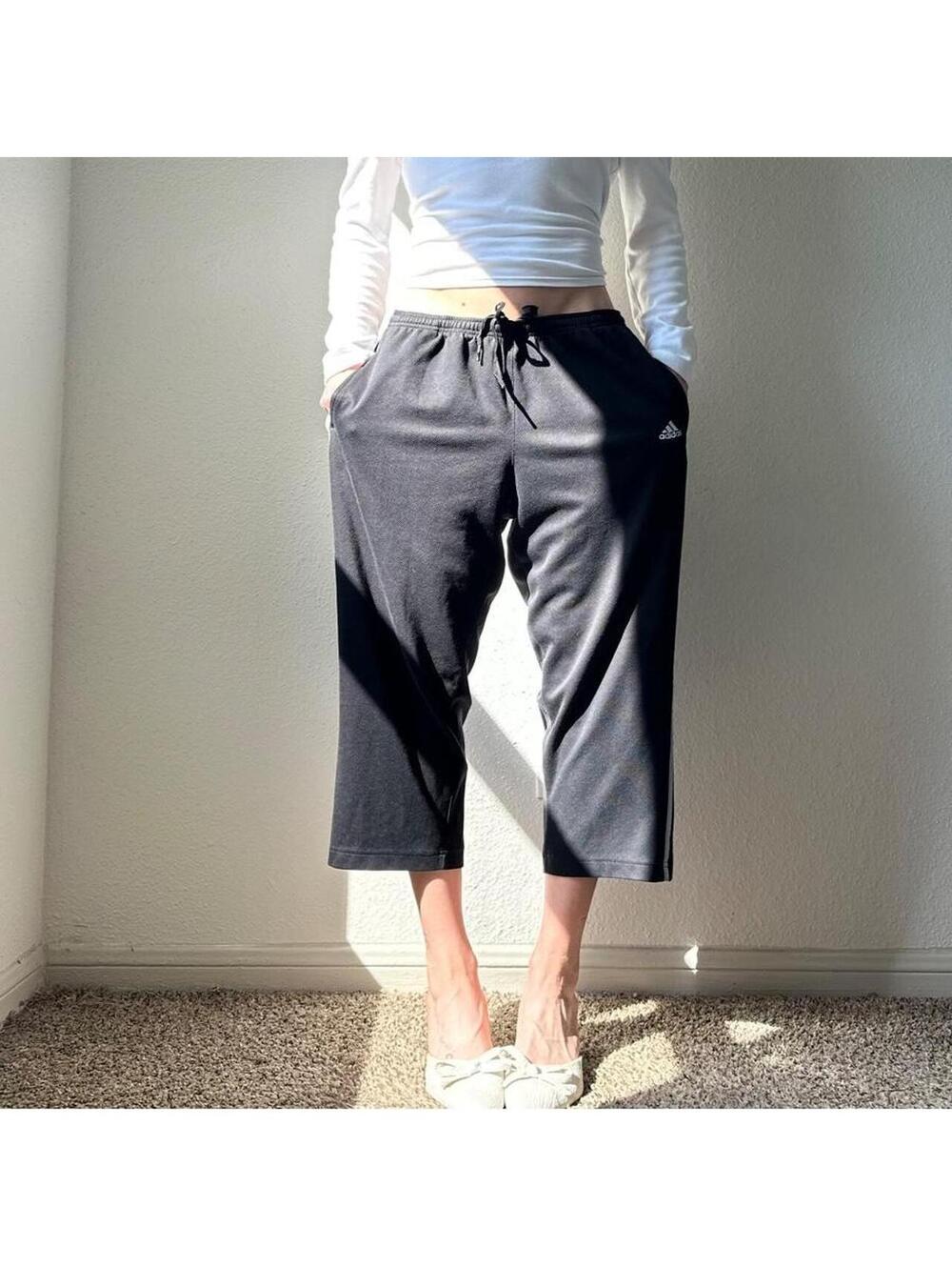 Vintage rare y2k Adidas low rise wide leg black cropped athletic wear capris